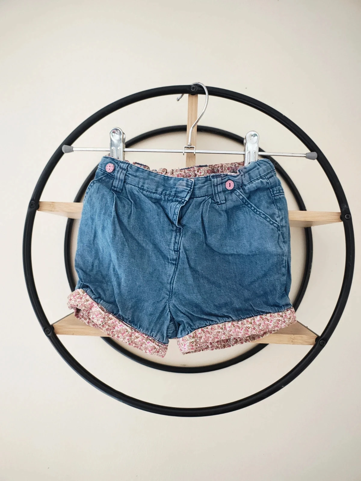 18 mois short tape a l'oeil